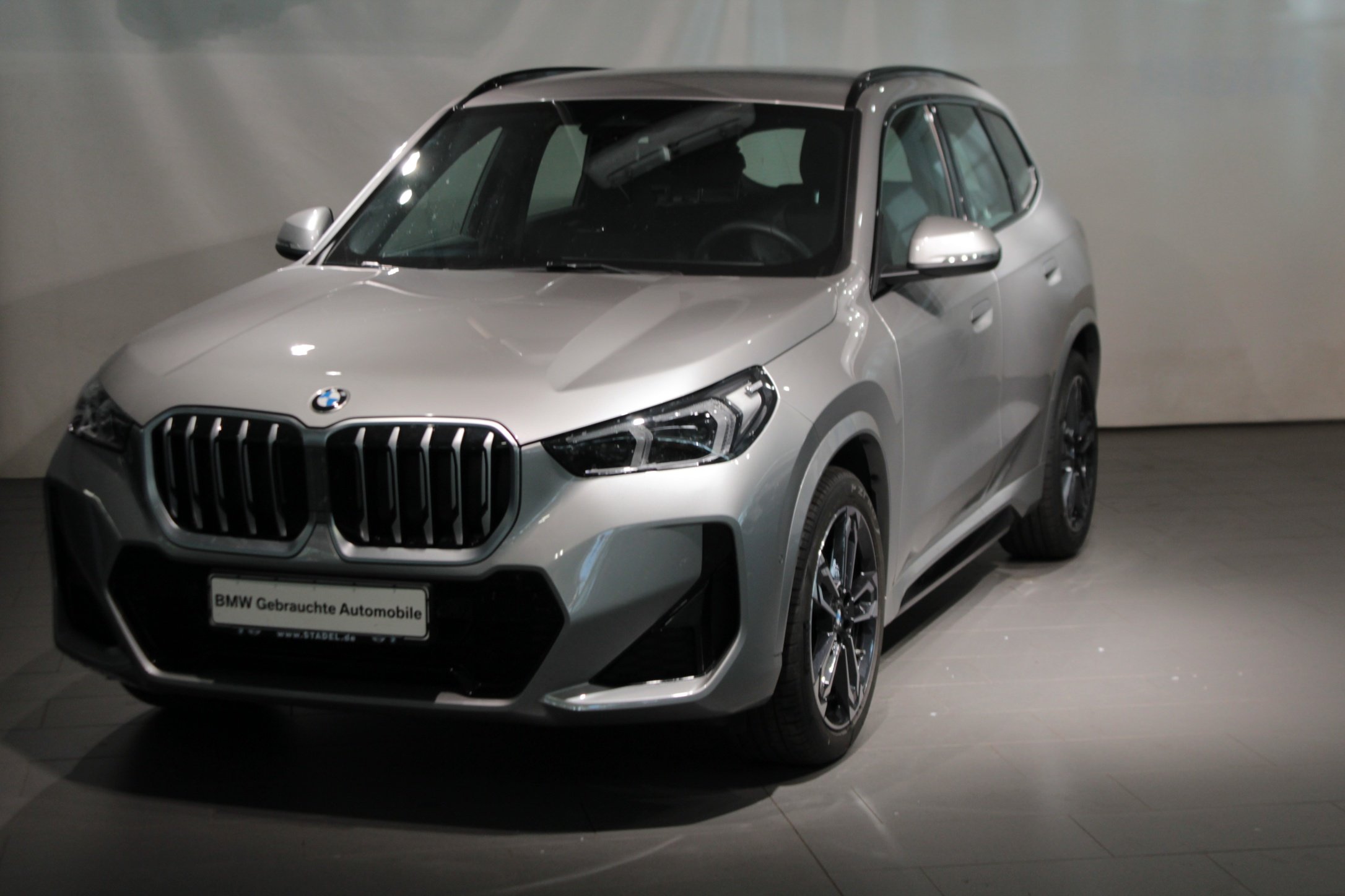 BMW X1 xDrive23i M Sport Navi.LED.ACC.KomfZg.RFK.DAB