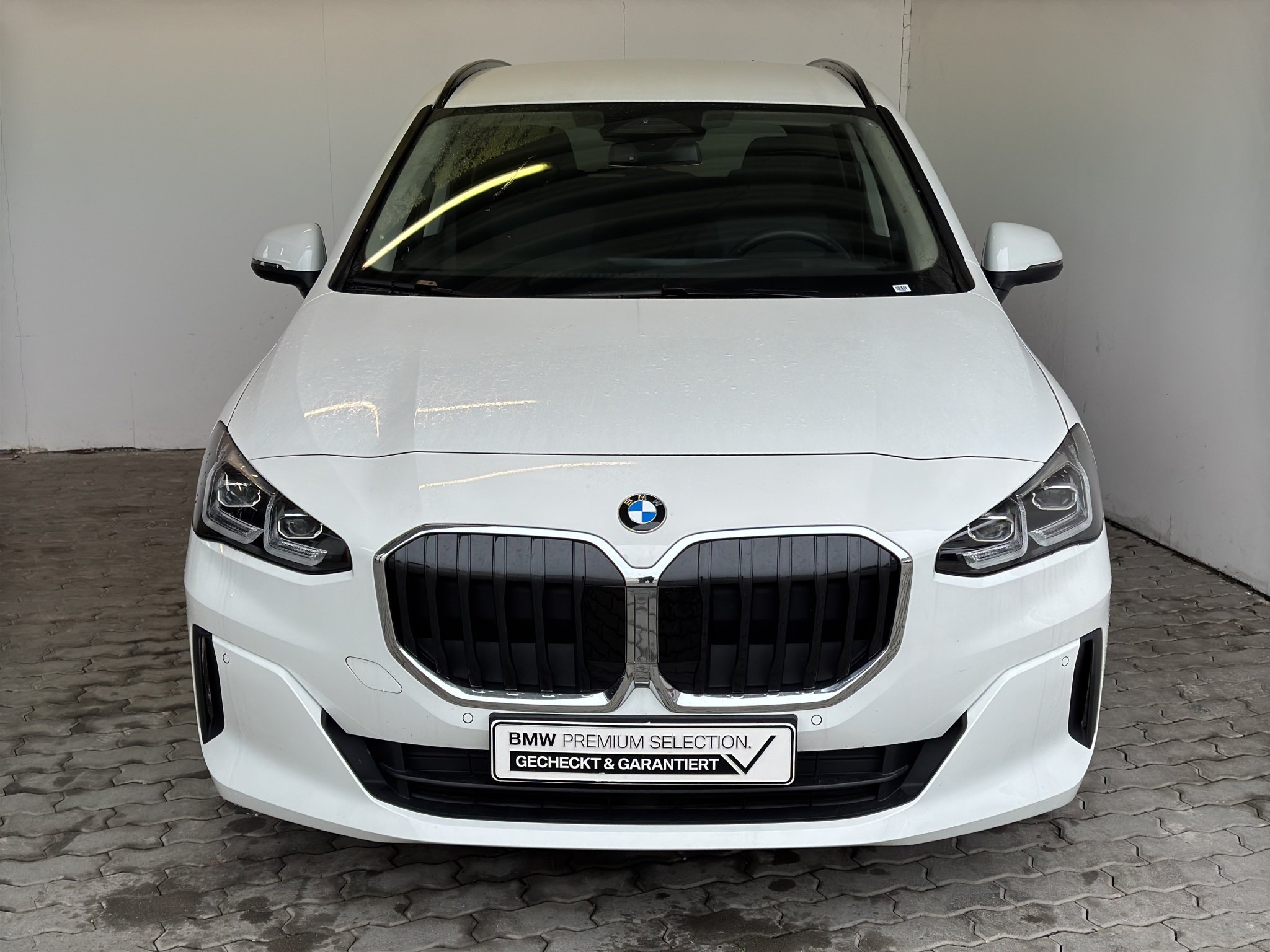 BMW 220iA Active Tourer AHK.Keyl.LED.SHZ.ParkAss.RDA