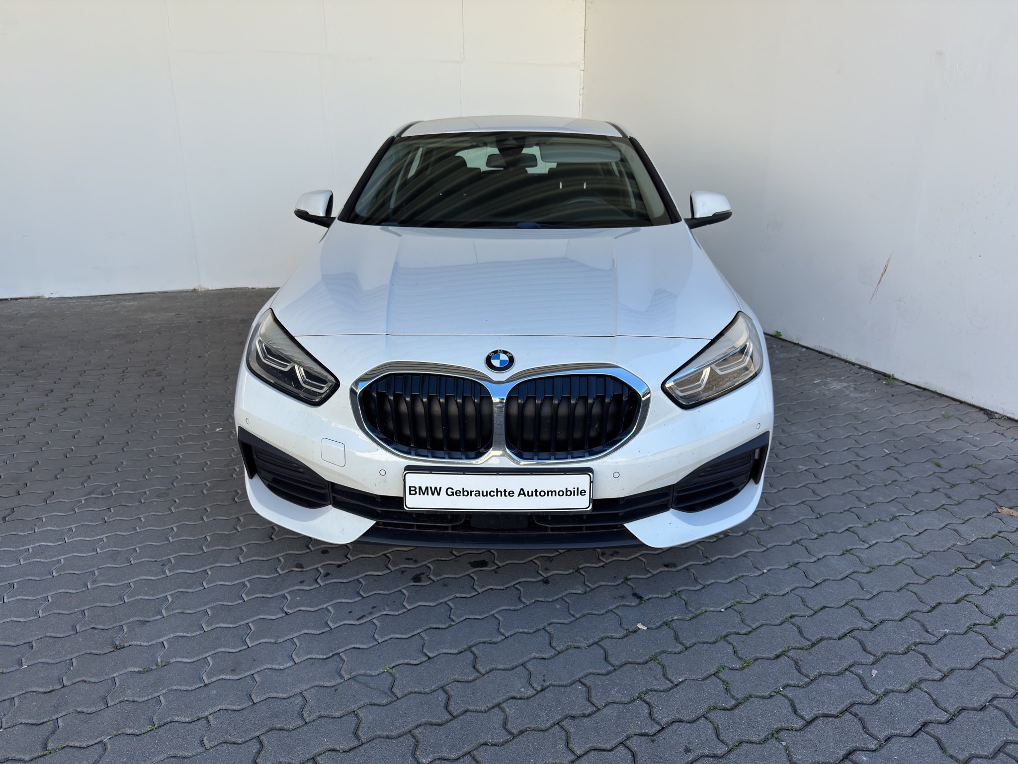 BMW 120iA 5-trg. Advantage LiveCock.LED.PDC.Tempo.SH