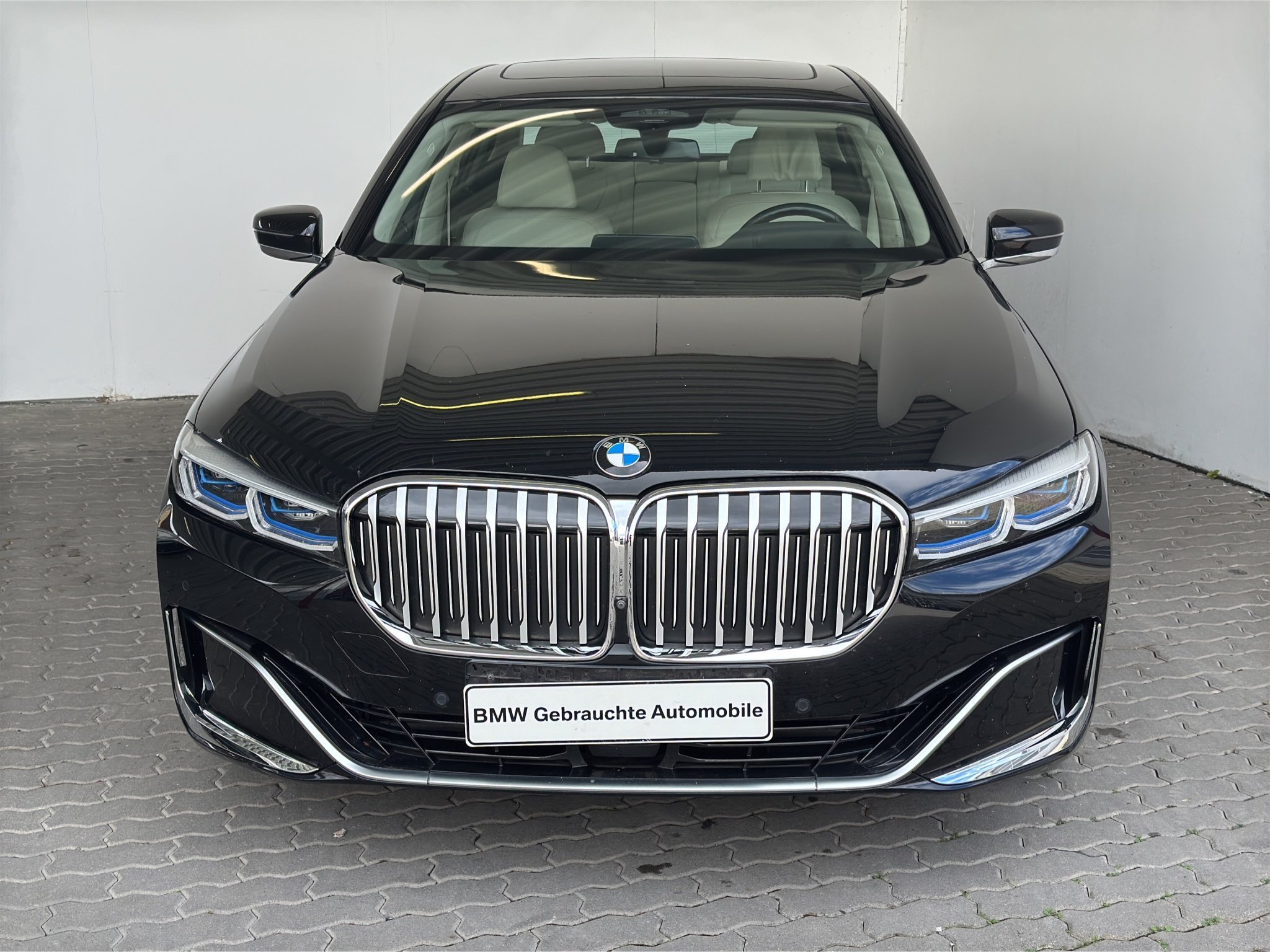 BMW 745Le Navi.Laser.HuD.ACC.360.Gestik.Pano.SofClo