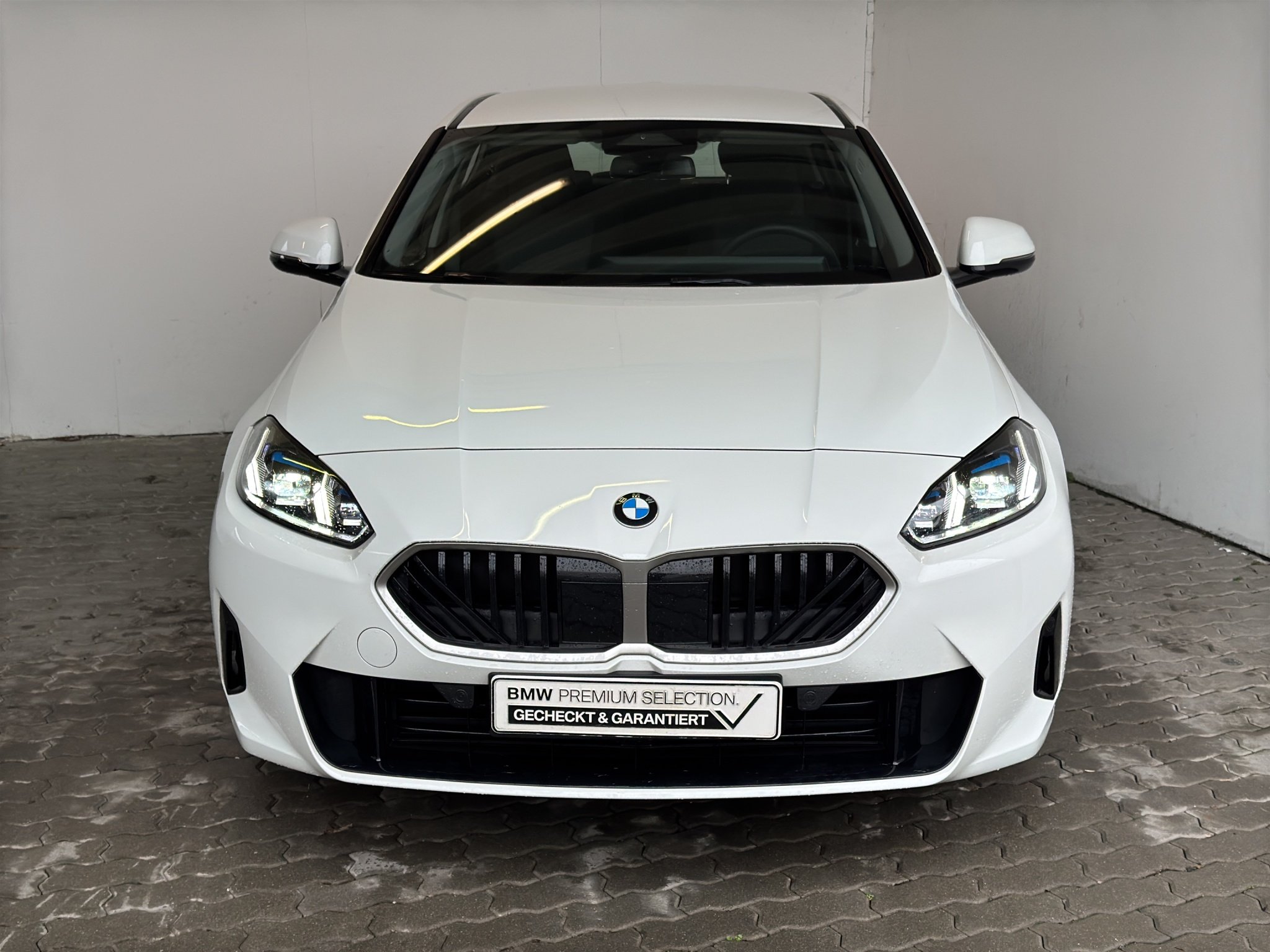 BMW 120iA 5-trg.(F70) LED.DriveAss.ParkAss.SHZ.Keyl.