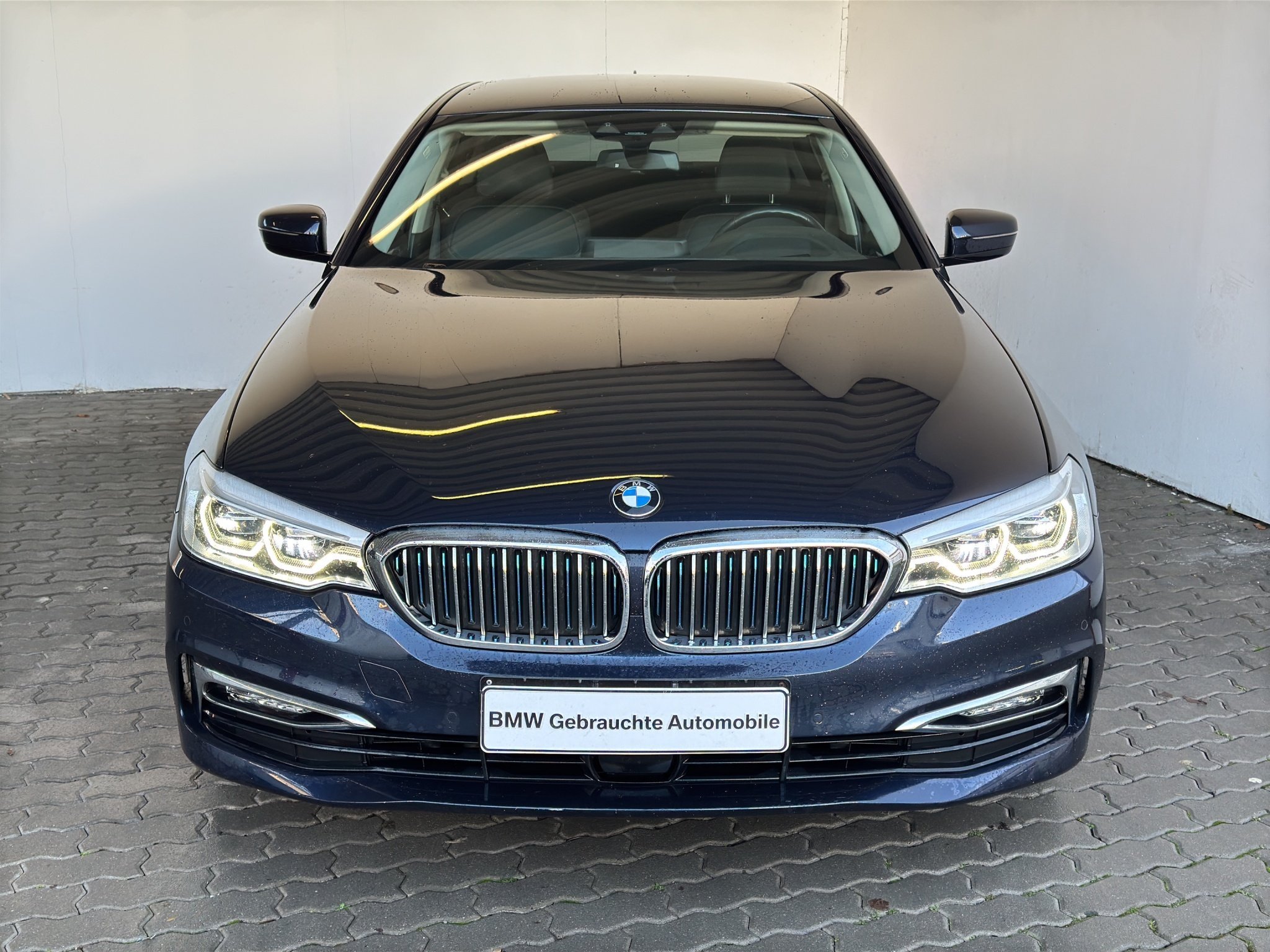BMW 530e Lim. Luxury Line NaviProf.HUD.ACC.LED.ParkA