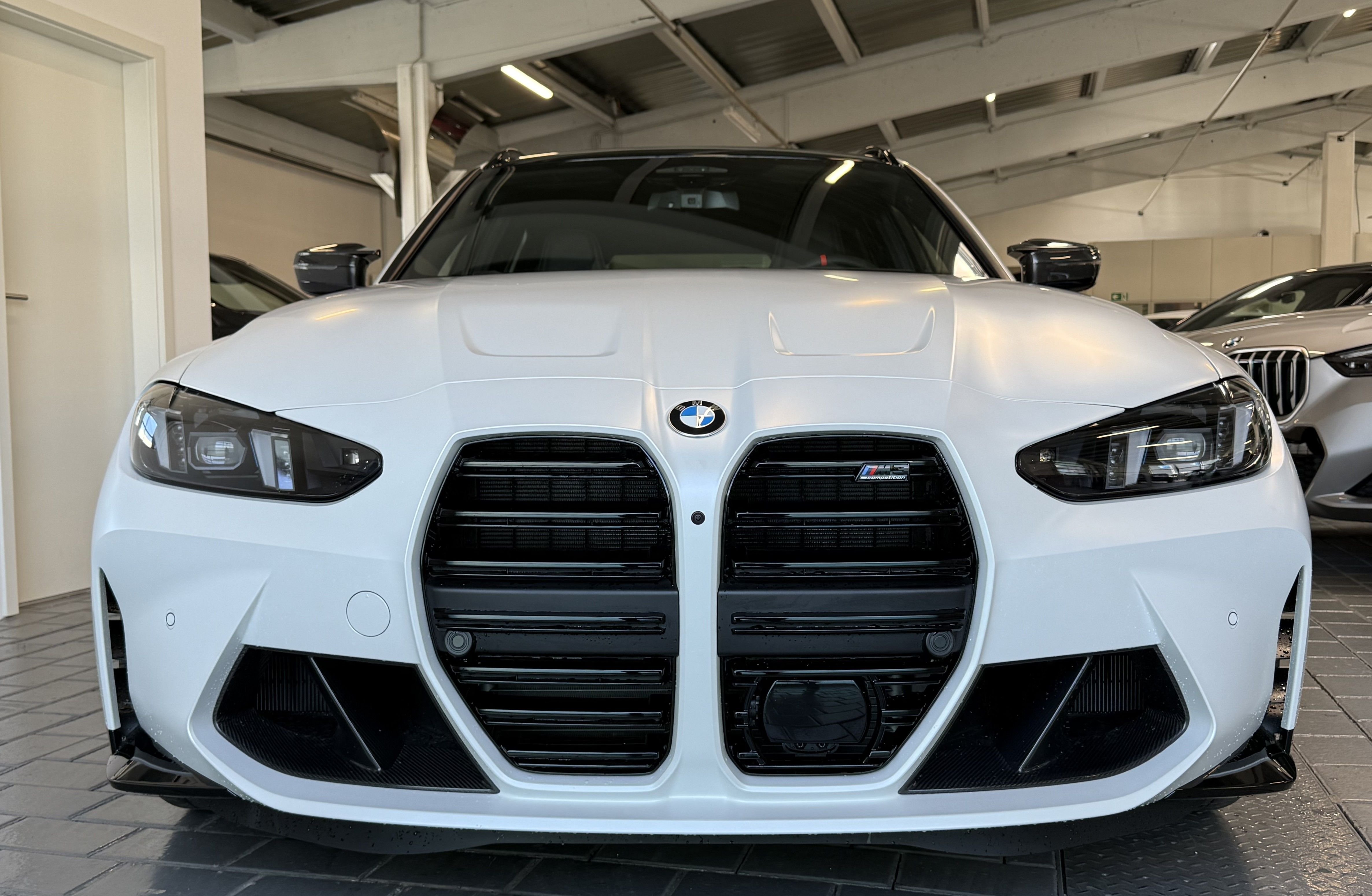 BMW M3 Competition Touring M-Race Track Pack