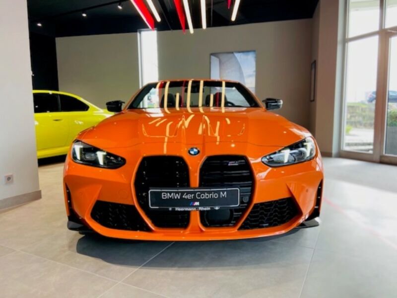 BMW M4 Competition Cabrio mit M xDrive