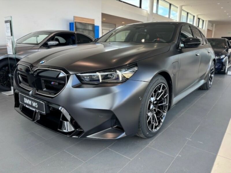 BMW M5 Limousine
