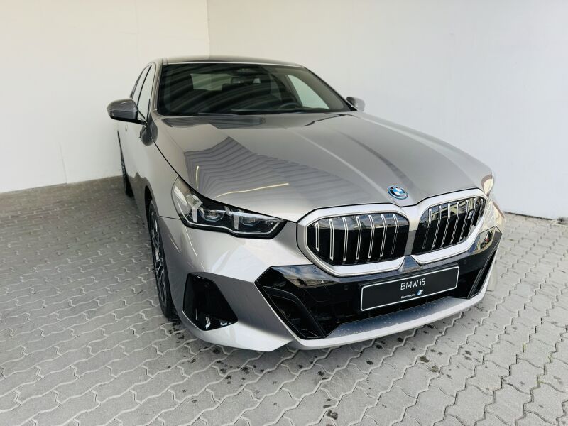BMW i5 eDrive40 Limousine M Sportpaket
